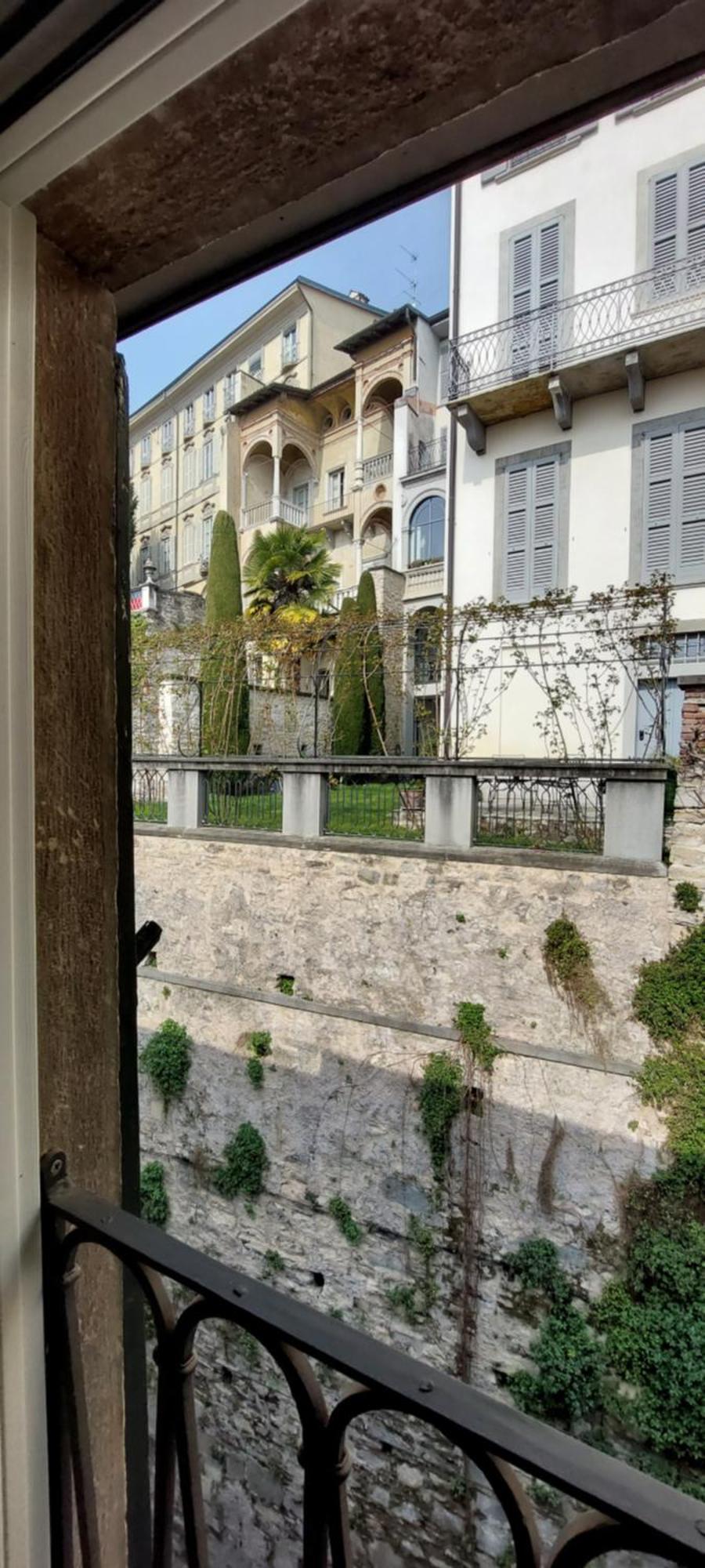 Livinn Bergamo The Wall Exterior foto